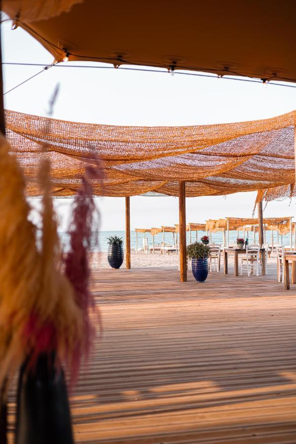Valerio Resort Beach Club Margherita Di Savoia Exterior foto