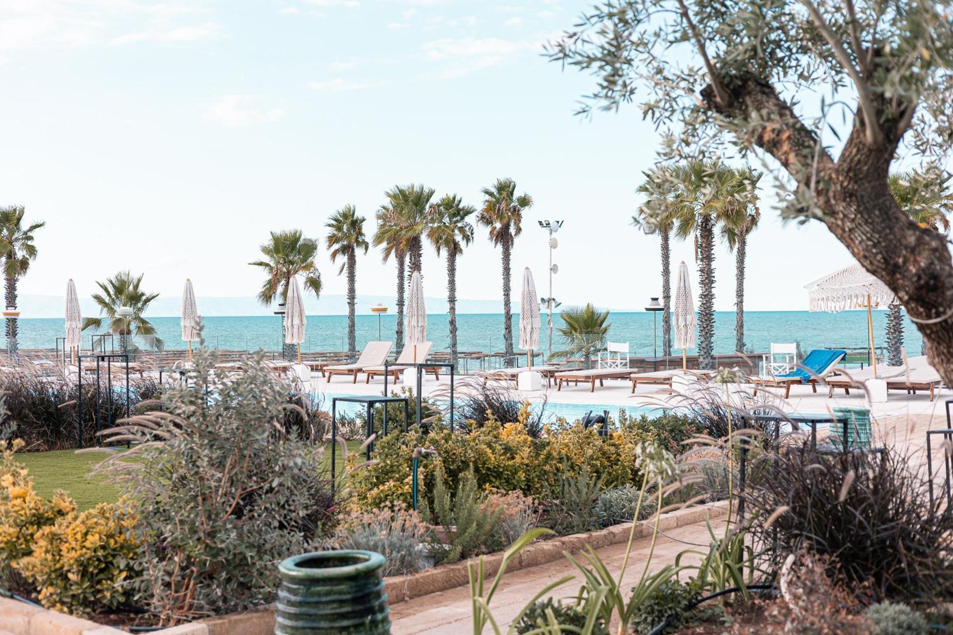 Valerio Resort Beach Club Margherita Di Savoia Exterior foto